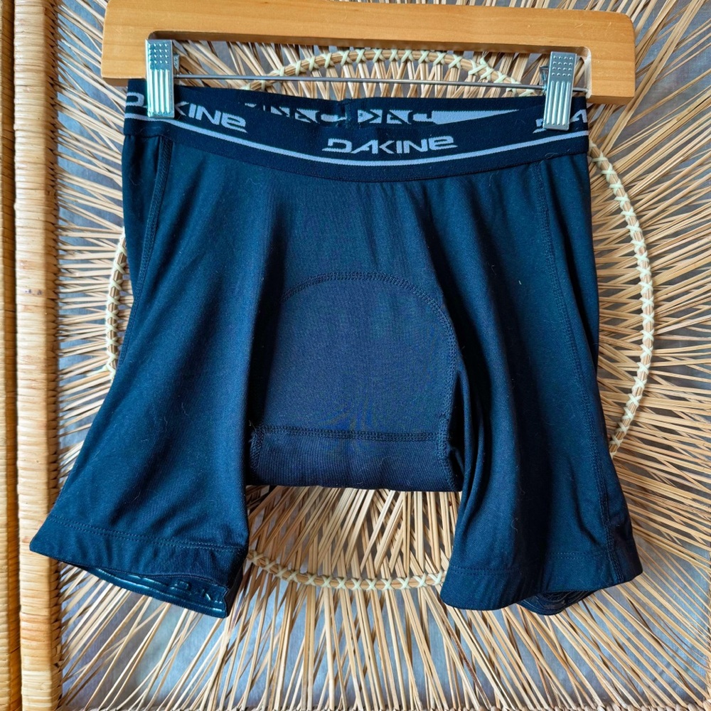 Dakine Padded Bike Shorts